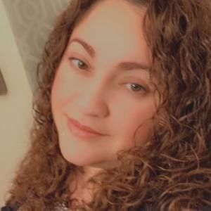 Meet your Posher, Mayra